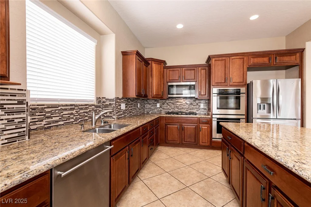 6929 Homing Pigeon, North Las Vegas, NV 89084