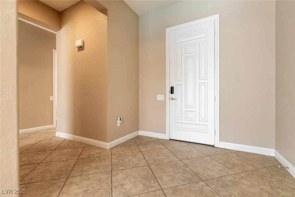 6929 Homing Pigeon, North Las Vegas, NV 89084