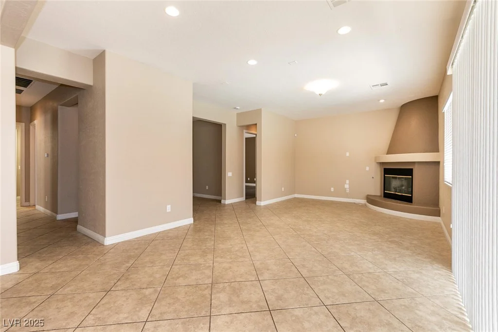 6929 Homing Pigeon, North Las Vegas, NV 89084