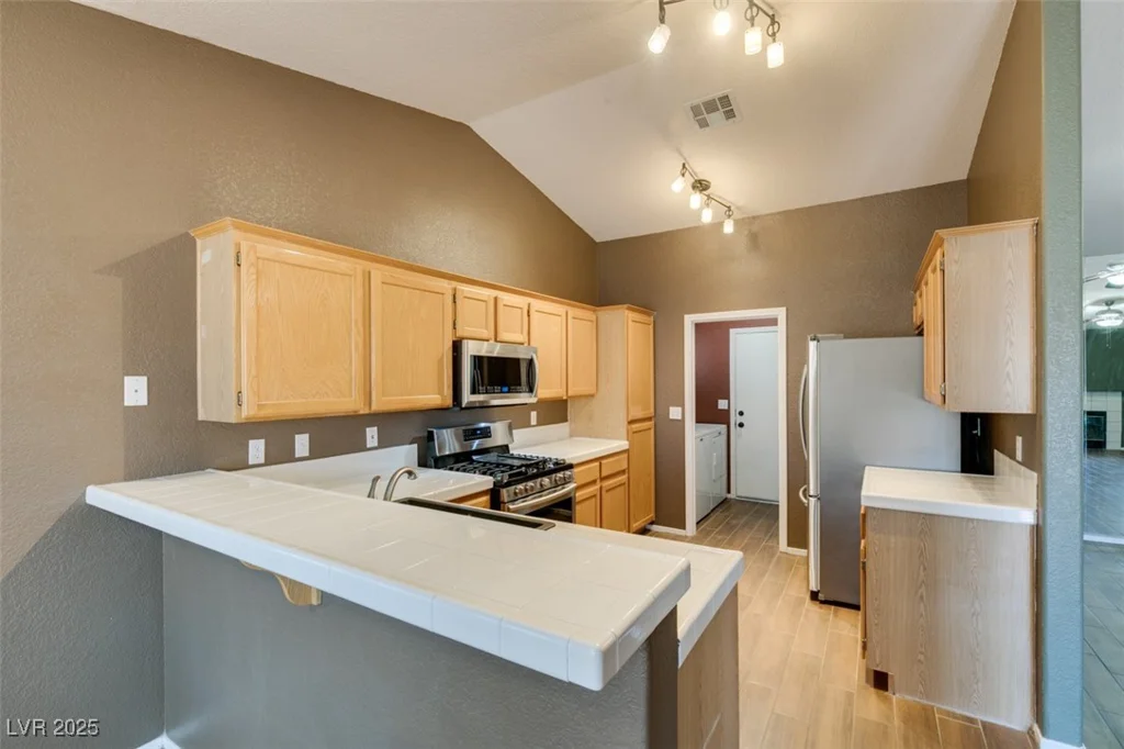904 Big Horn, Henderson, NV 89002