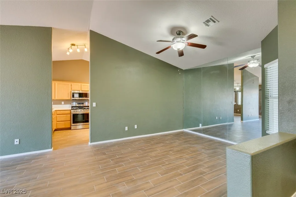 904 Big Horn, Henderson, NV 89002