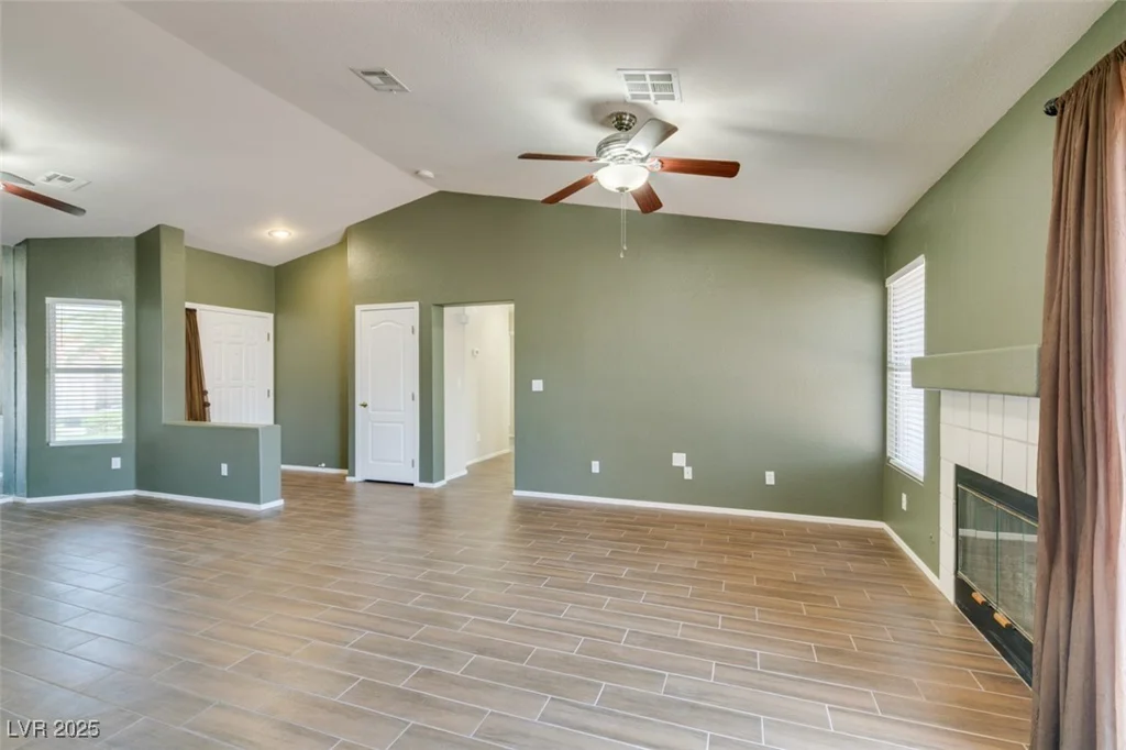 904 Big Horn, Henderson, NV 89002