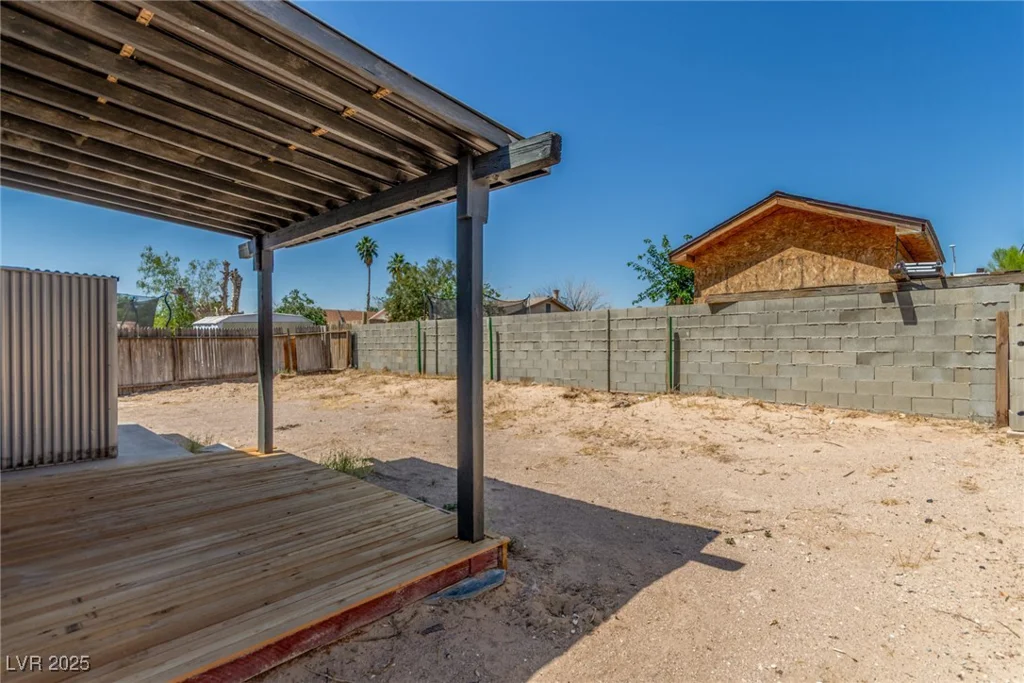 2432 Spanish, Las Vegas, NV 89108