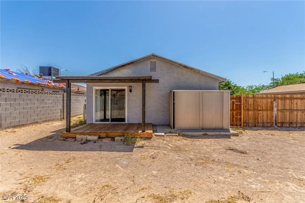 2432 Spanish, Las Vegas, NV 89108