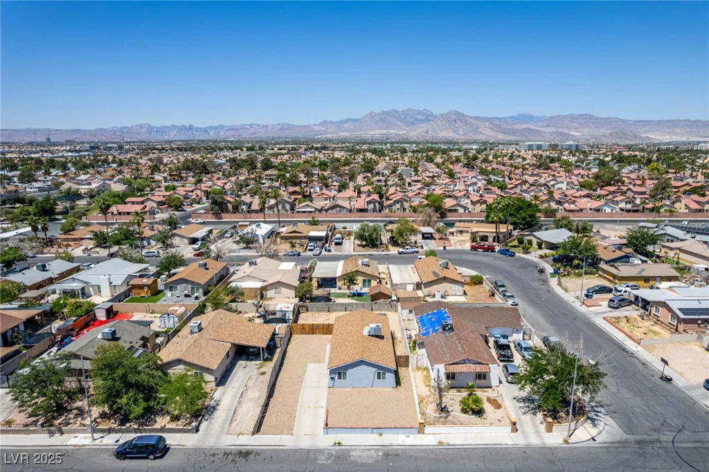 2432 Spanish, Las Vegas, NV 89108