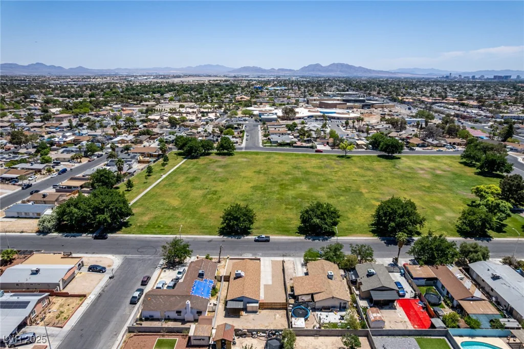 2432 Spanish, Las Vegas, NV 89108