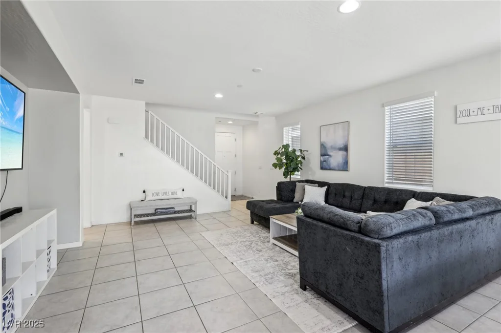 160 Lilt, Henderson, NV 89011