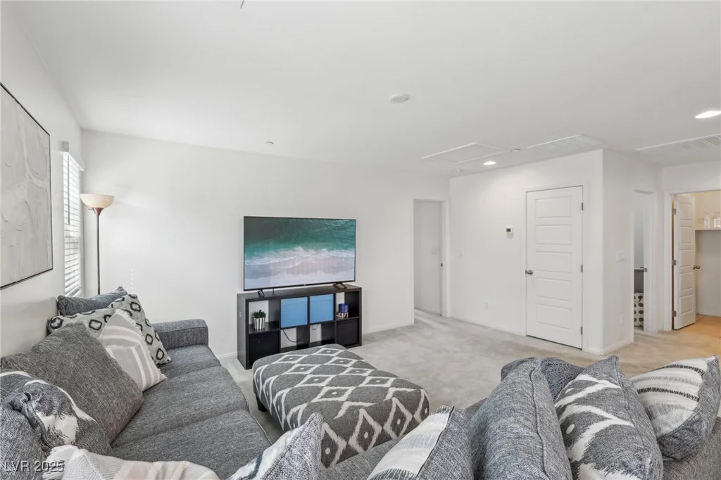 160 Lilt, Henderson, NV 89011