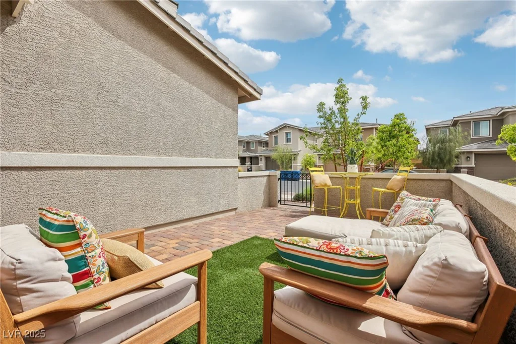 160 Lilt, Henderson, NV 89011