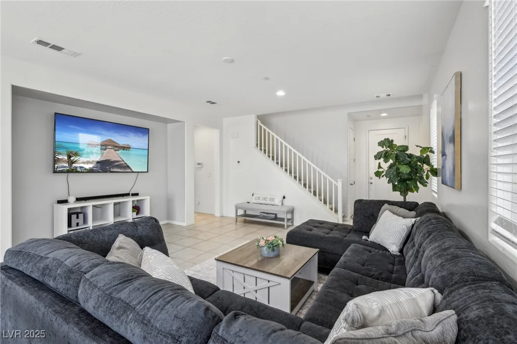 160 Lilt, Henderson, NV 89011