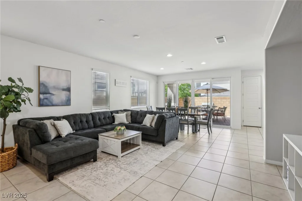 160 Lilt, Henderson, NV 89011