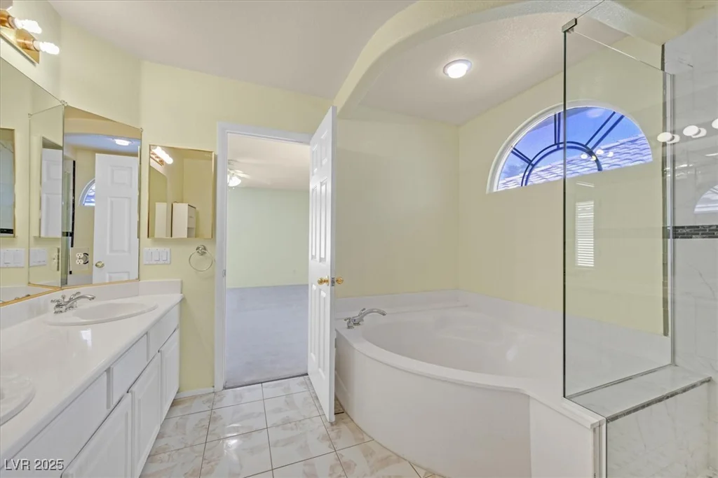 9746 Driftwood Island, Las Vegas, NV 89148