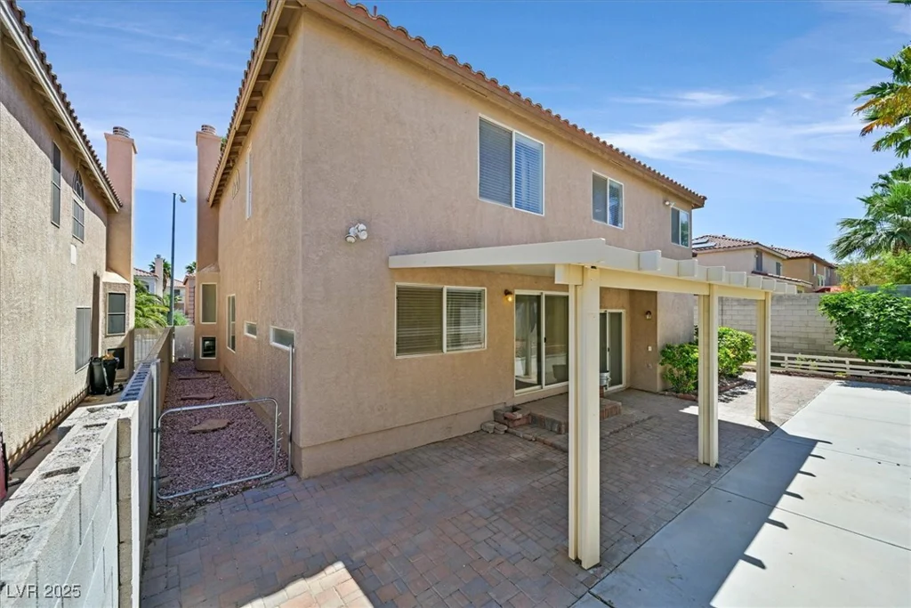 9746 Driftwood Island, Las Vegas, NV 89148