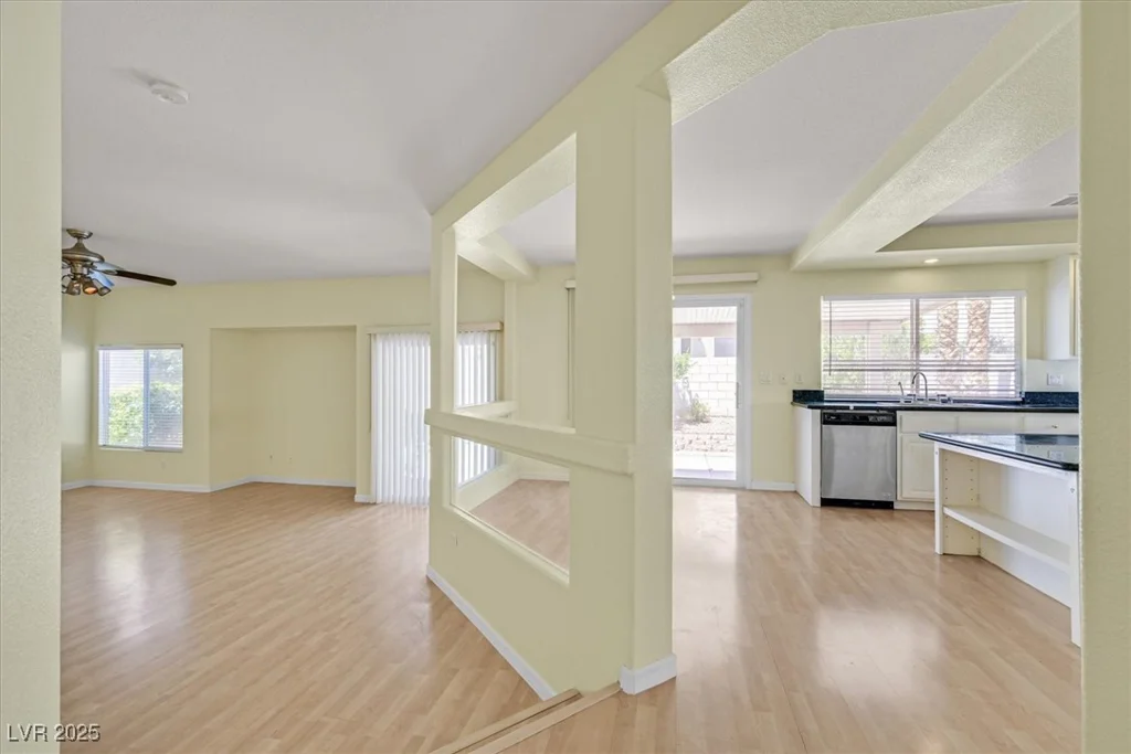 9746 Driftwood Island, Las Vegas, NV 89148