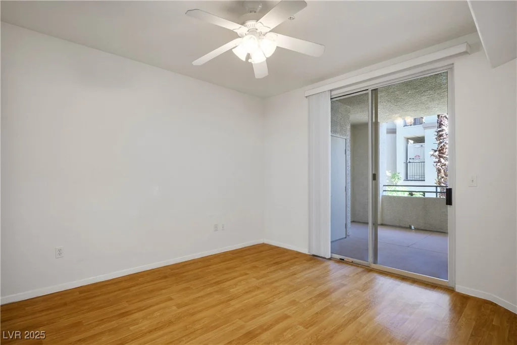 7143 Durango, Las Vegas, NV 89113