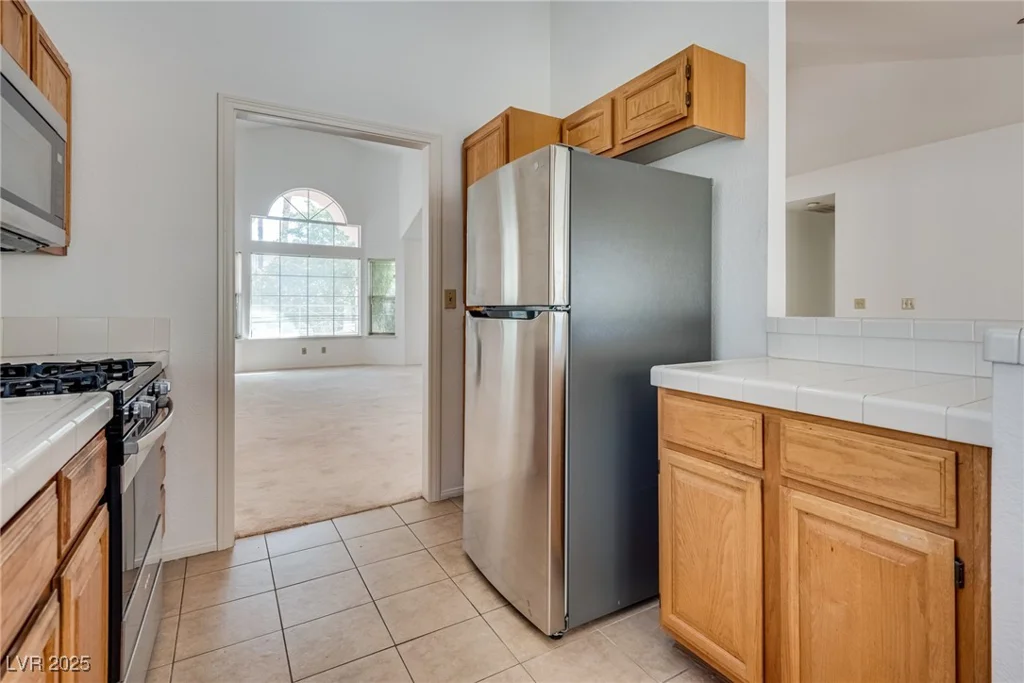 2904 Channel Bay, Las Vegas, NV 89128