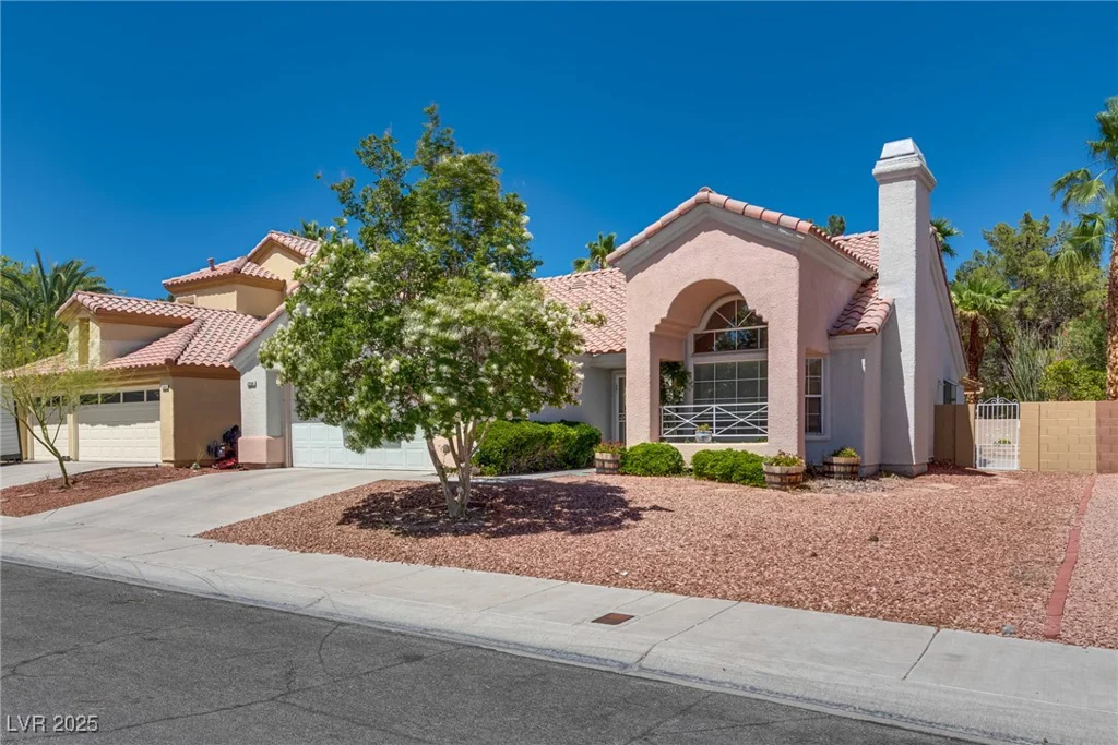 2904 Channel Bay, Las Vegas, NV 89128
