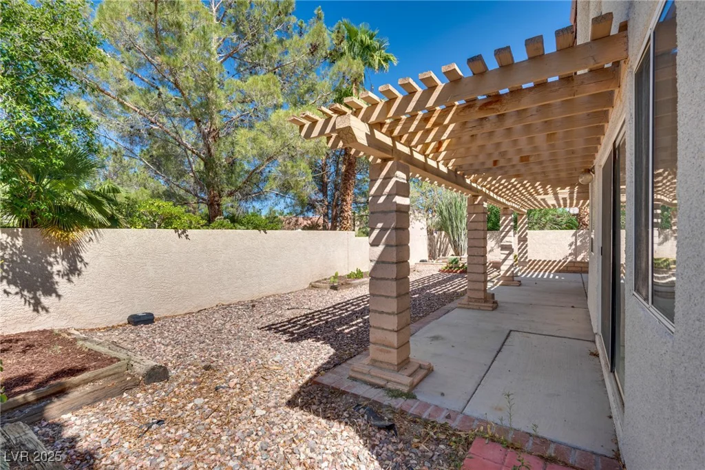 2904 Channel Bay, Las Vegas, NV 89128