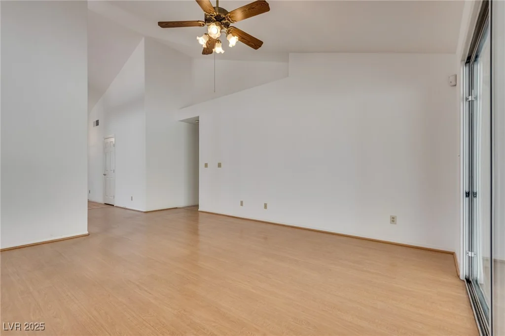 2904 Channel Bay, Las Vegas, NV 89128