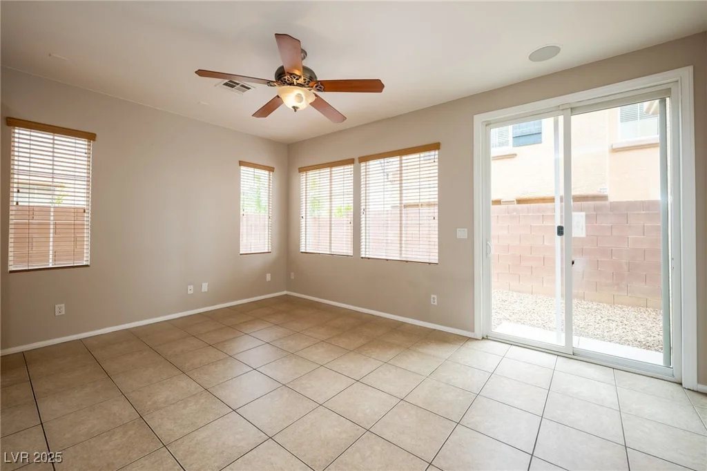 9312 Poseidon Valley, Las Vegas, NV 89178