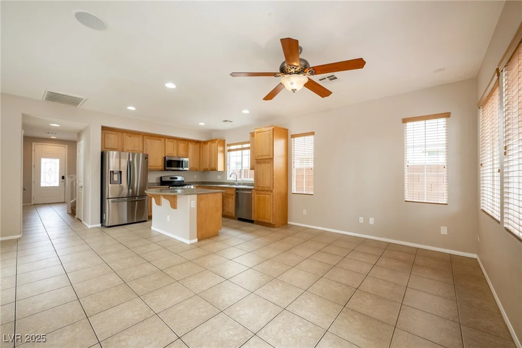 9312 Poseidon Valley, Las Vegas, NV 89178