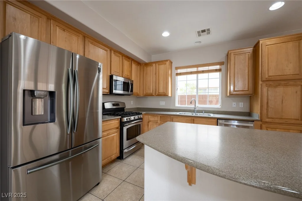 9312 Poseidon Valley, Las Vegas, NV 89178