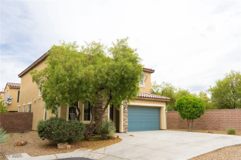 9312 Poseidon Valley, Las Vegas, NV 89178