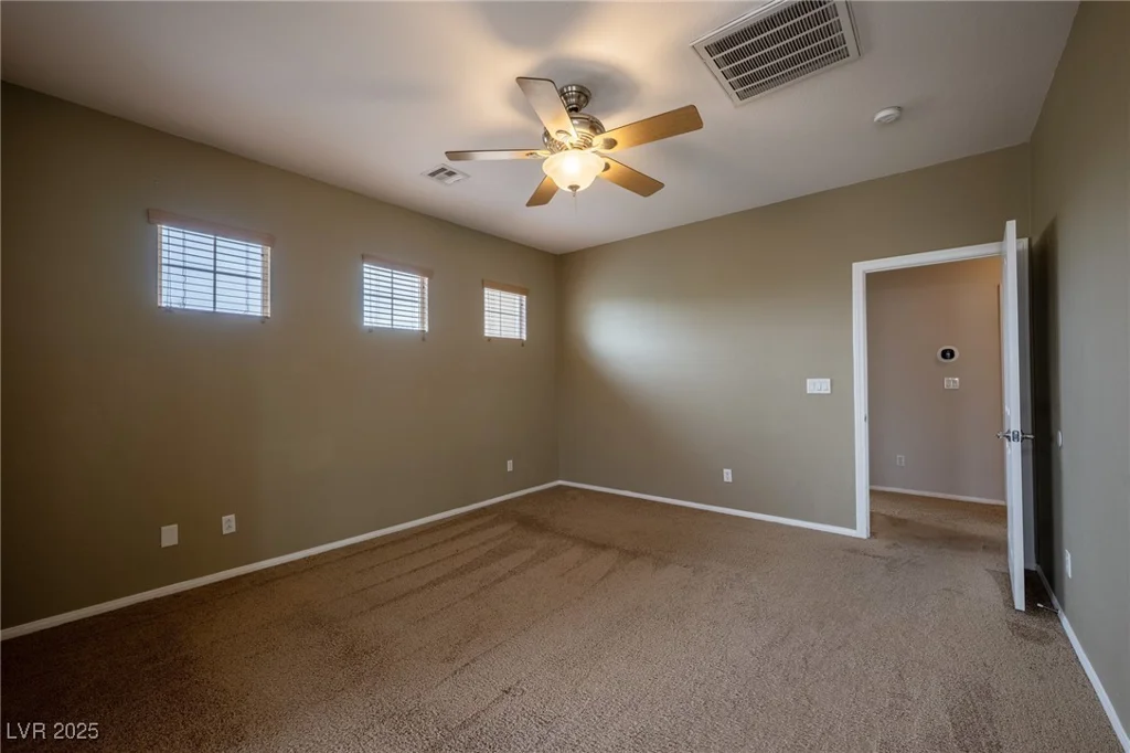 9312 Poseidon Valley, Las Vegas, NV 89178