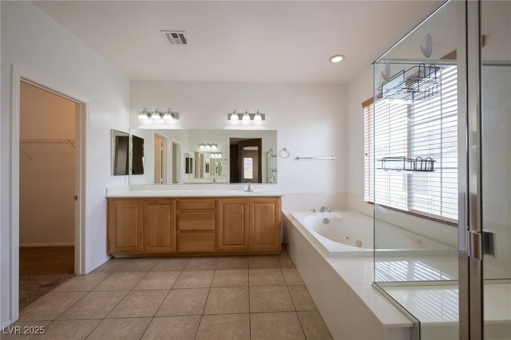 9312 Poseidon Valley, Las Vegas, NV 89178