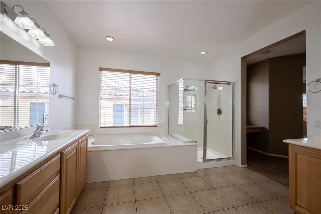 9312 Poseidon Valley, Las Vegas, NV 89178
