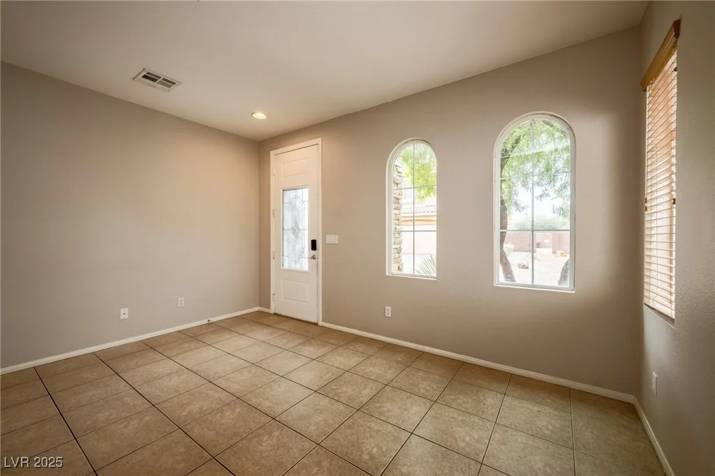 9312 Poseidon Valley, Las Vegas, NV 89178