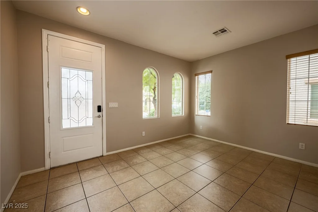 9312 Poseidon Valley, Las Vegas, NV 89178