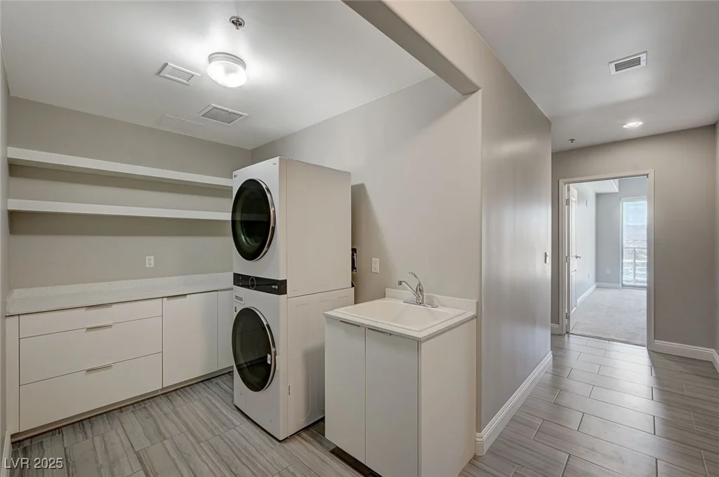 8255 Las Vegas, Las Vegas, NV 89123