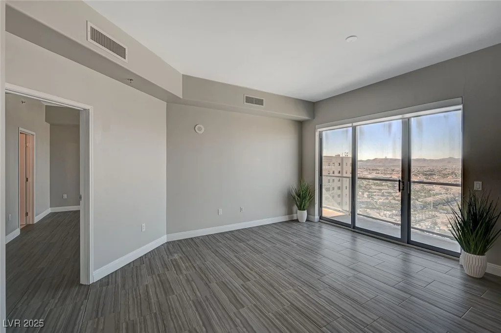 8255 Las Vegas, Las Vegas, NV 89123