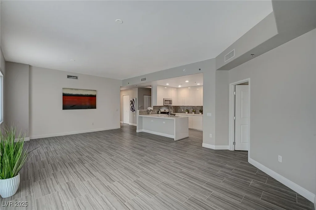 8255 Las Vegas, Las Vegas, NV 89123