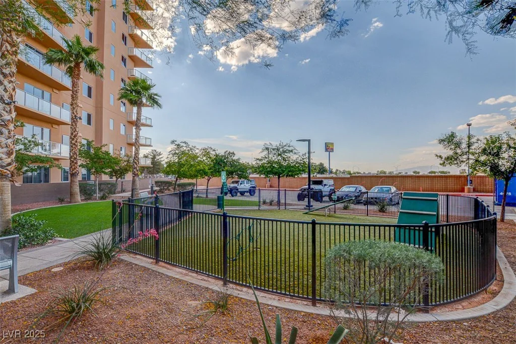 8255 Las Vegas, Las Vegas, NV 89123