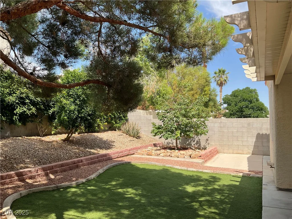 7620 Donald Nelson, Las Vegas, NV 89131