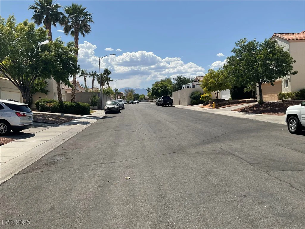 7620 Donald Nelson, Las Vegas, NV 89131