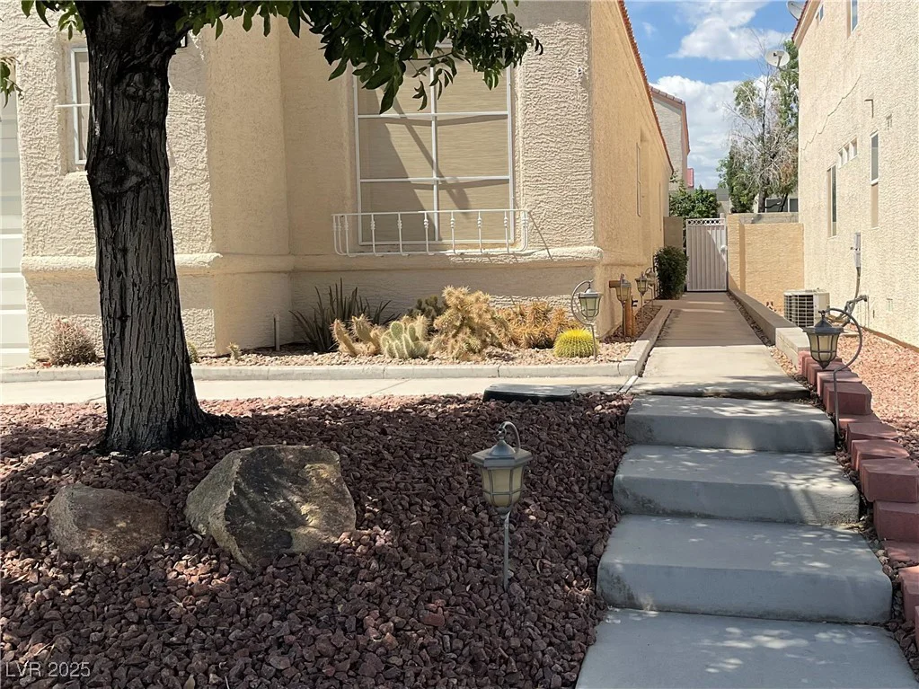 7620 Donald Nelson, Las Vegas, NV 89131