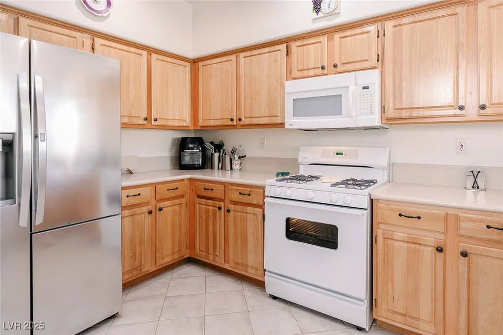 4970 Black Bear, Las Vegas, NV 89149