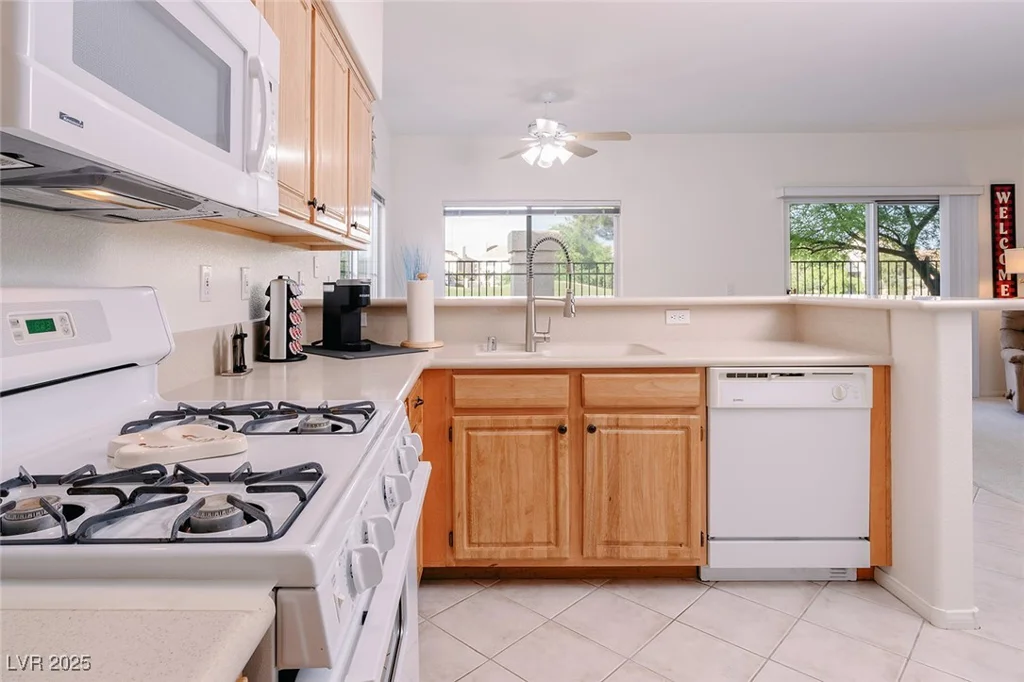 4970 Black Bear, Las Vegas, NV 89149