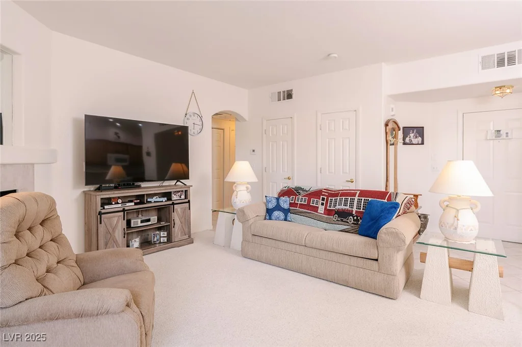4970 Black Bear, Las Vegas, NV 89149
