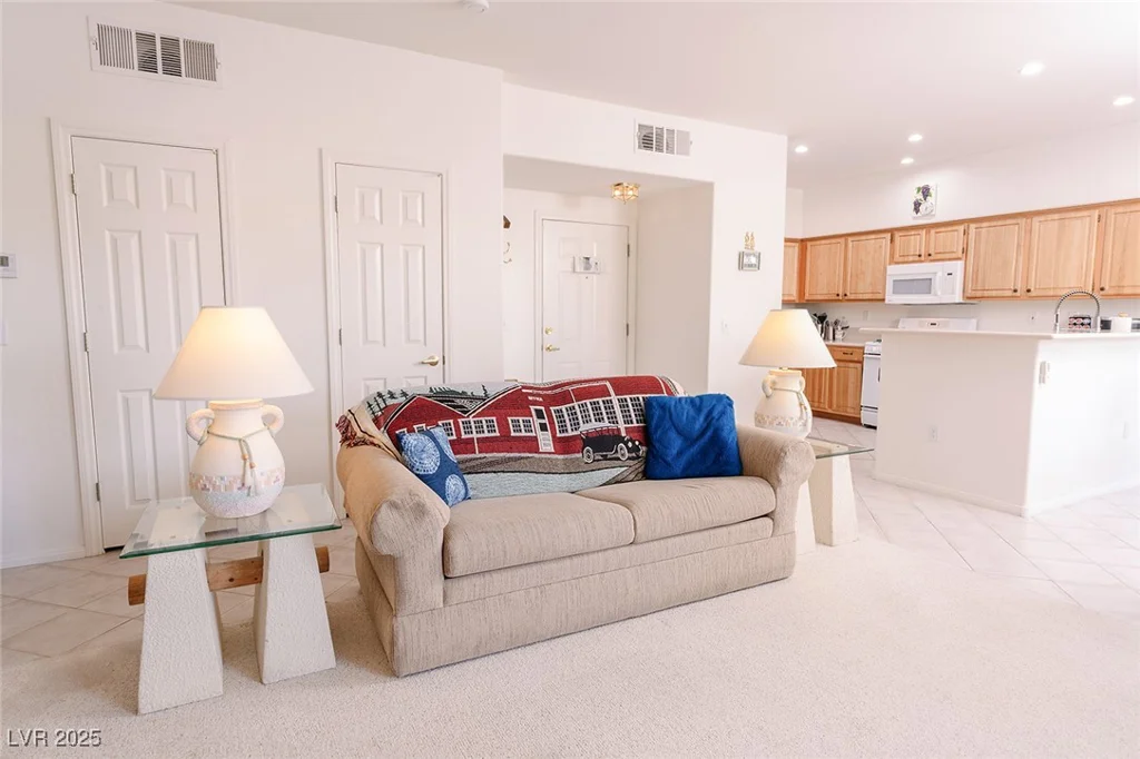 4970 Black Bear, Las Vegas, NV 89149