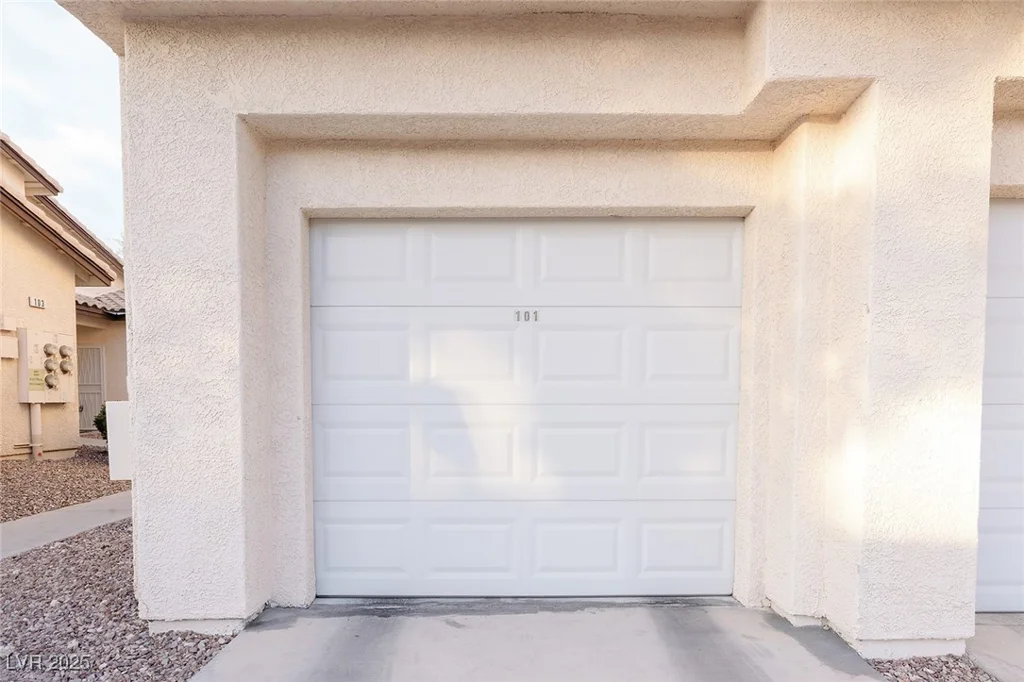 4970 Black Bear, Las Vegas, NV 89149