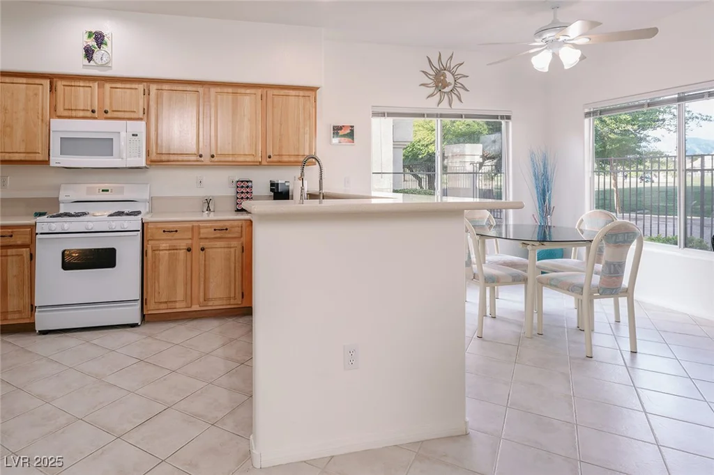 4970 Black Bear, Las Vegas, NV 89149