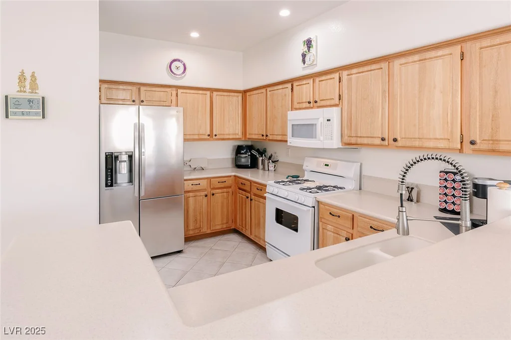 4970 Black Bear, Las Vegas, NV 89149