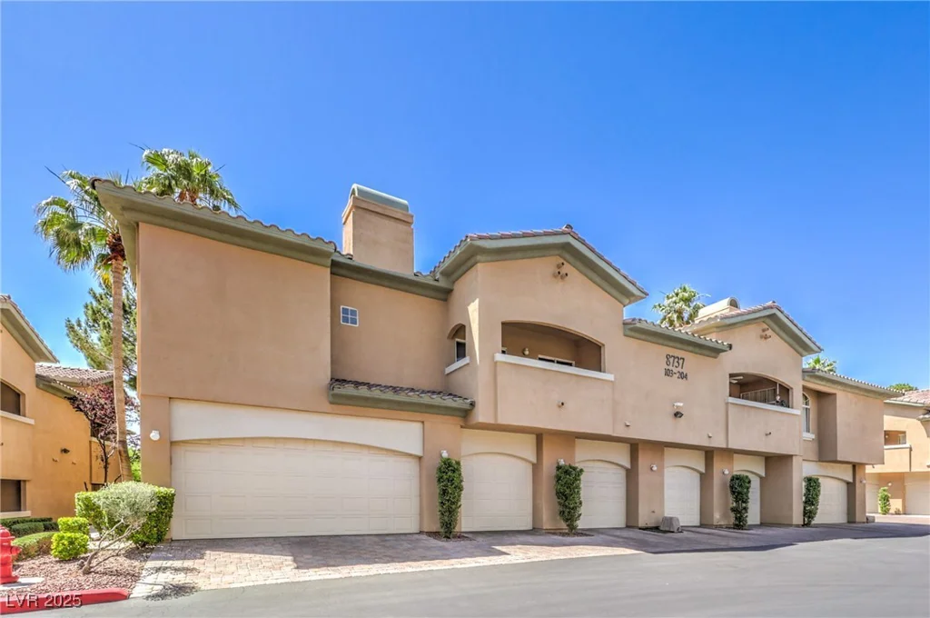 8737 Red Brook, Las Vegas, NV 89128
