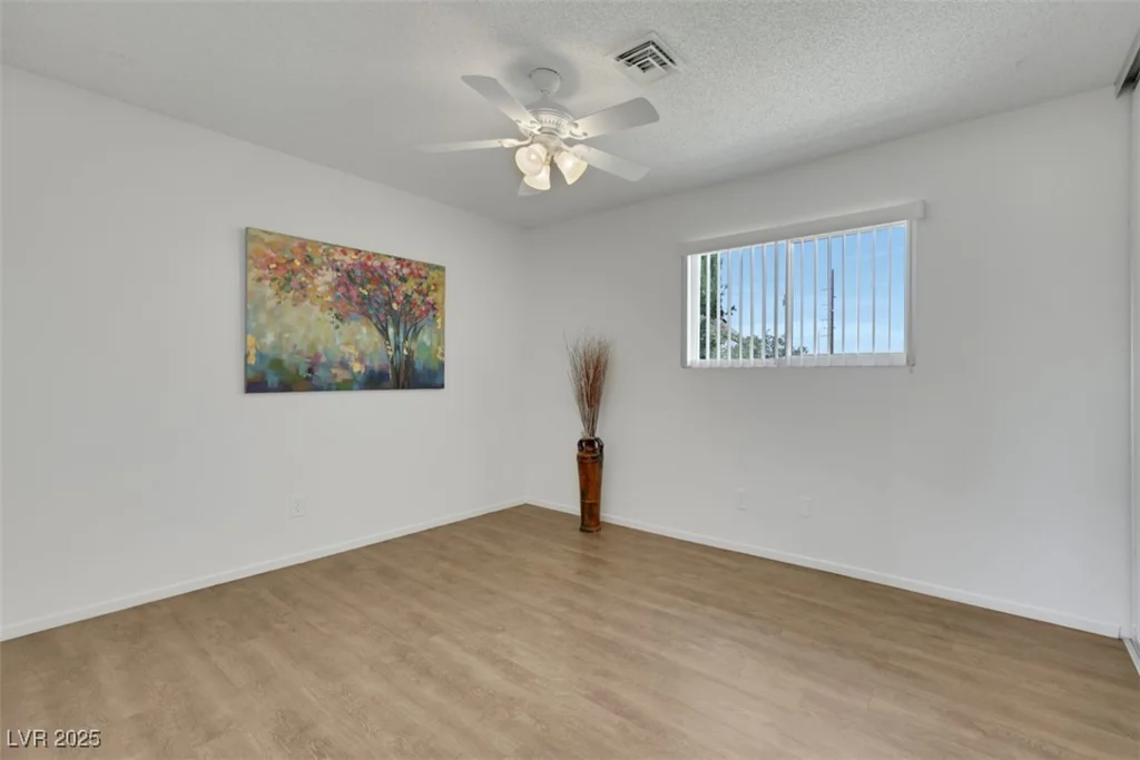 415 Emerald, Henderson, NV 89002