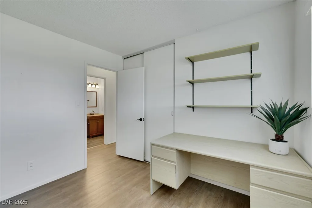415 Emerald, Henderson, NV 89002