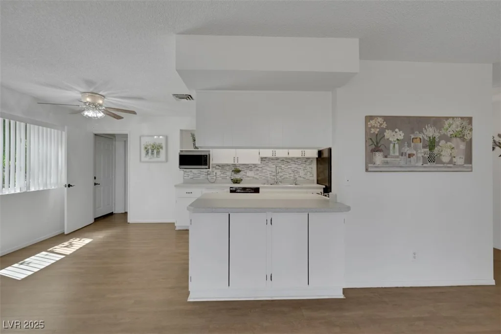 415 Emerald, Henderson, NV 89002